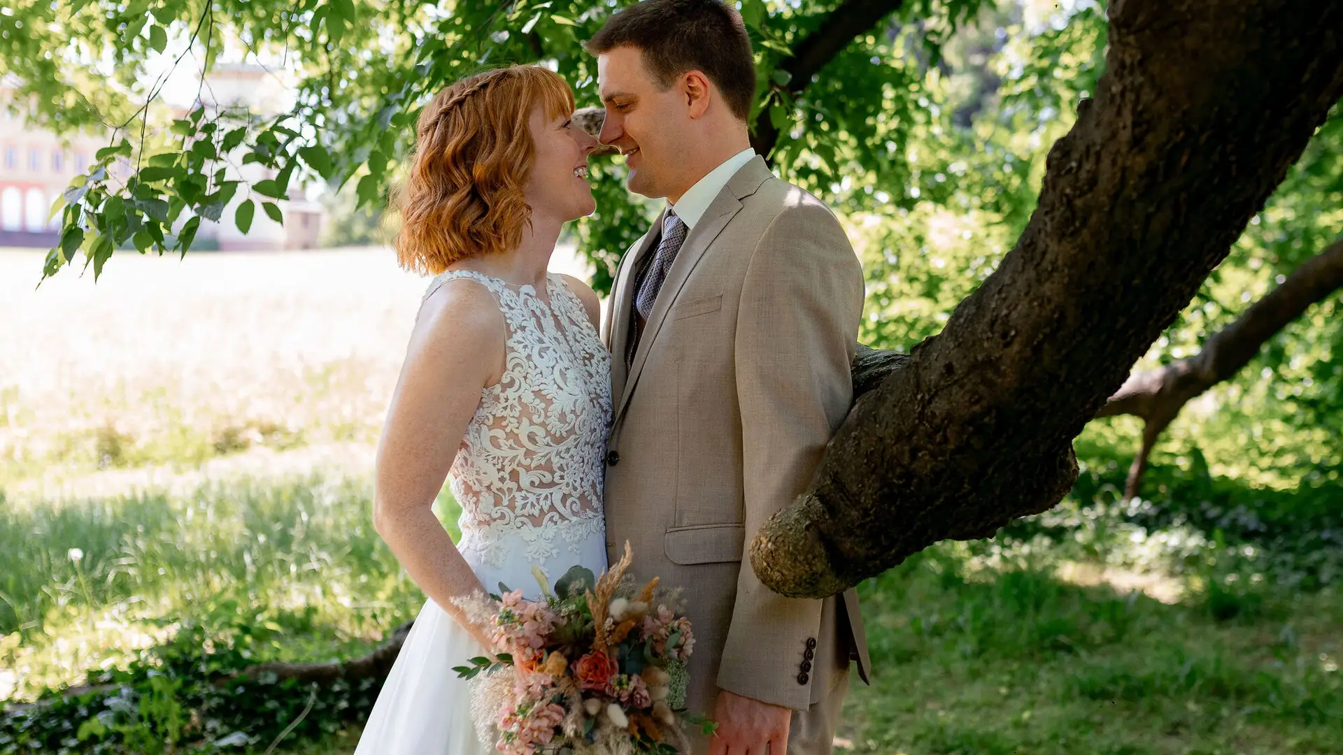 Hochzeit in Frankenthal – Brautpaarshooting in Worms & freie Trauung im Hofgut Petersau