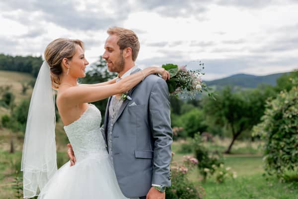 Heiraten Mannheim Hofgut Hohenstein Lauertal Reza Sharin Auferstehungskirche IMG 3382.CS62V81p heiraten-mannheim-hofgut-hohenstein-lauertal-reza-sharin-auferstehungskirche-IMG_3382.jpg