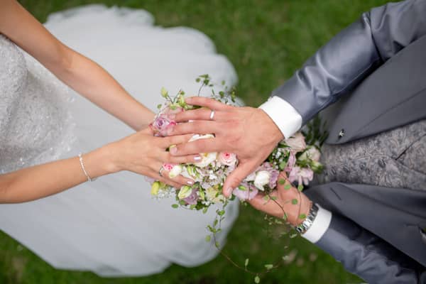 Heiraten Mannheim Hofgut Hohenstein Lauertal Reza Sharin Auferstehungskirche IMG 3507.Dao8VMiV heiraten-mannheim-hofgut-hohenstein-lauertal-reza-sharin-auferstehungskirche-IMG_3507.jpg