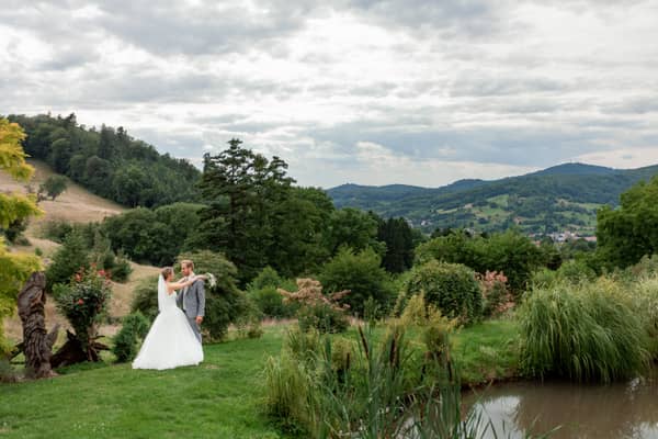 Heiraten Mannheim Hofgut Hohenstein Lauertal Reza Sharin Auferstehungskirche IMG 8239 HDR 2.CGcmkAhz heiraten-mannheim-hofgut-hohenstein-lauertal-reza-sharin-auferstehungskirche-IMG_8239-HDR-2.jpg