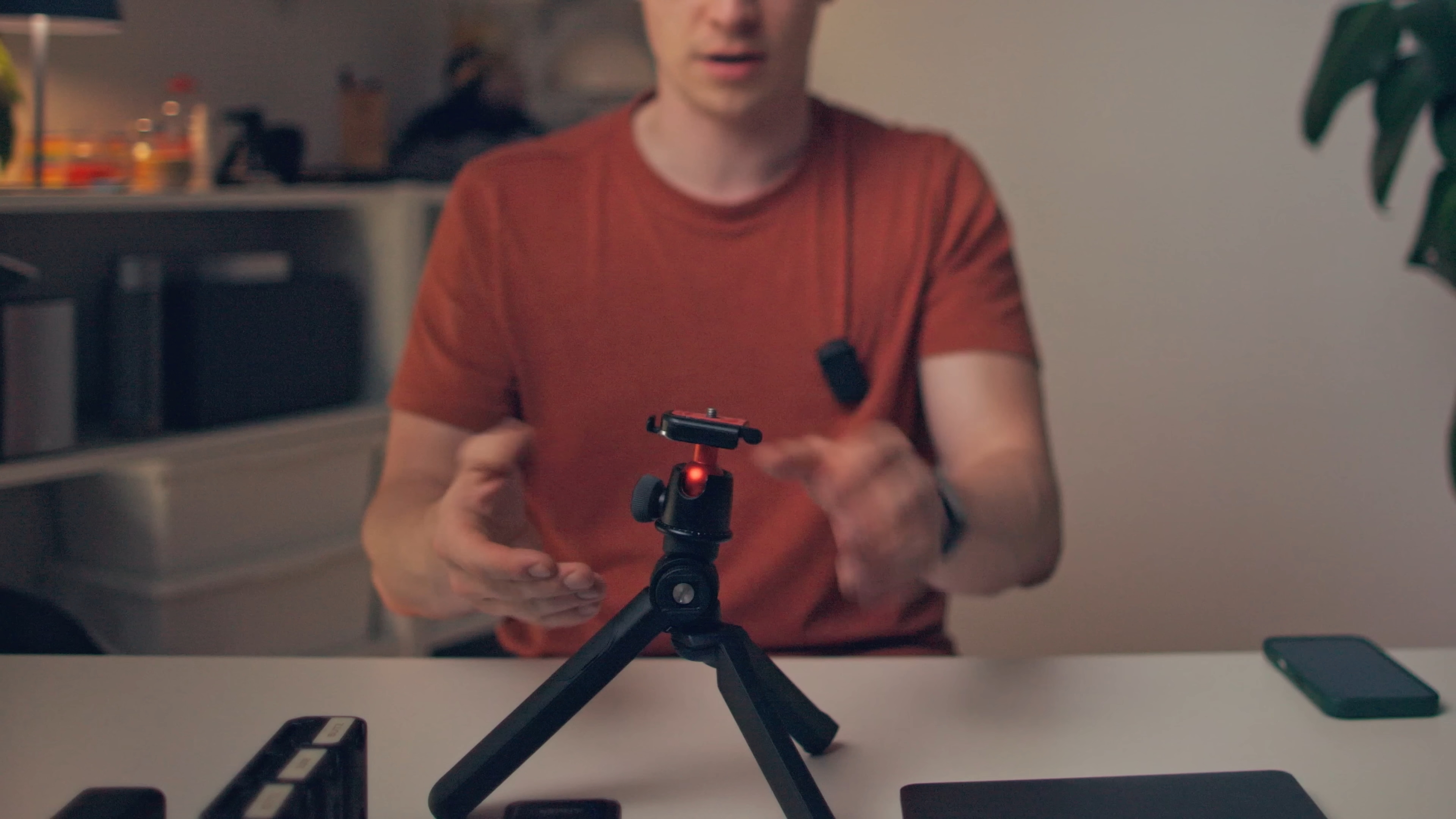 ministativ_mit_kamera_aufgebaut