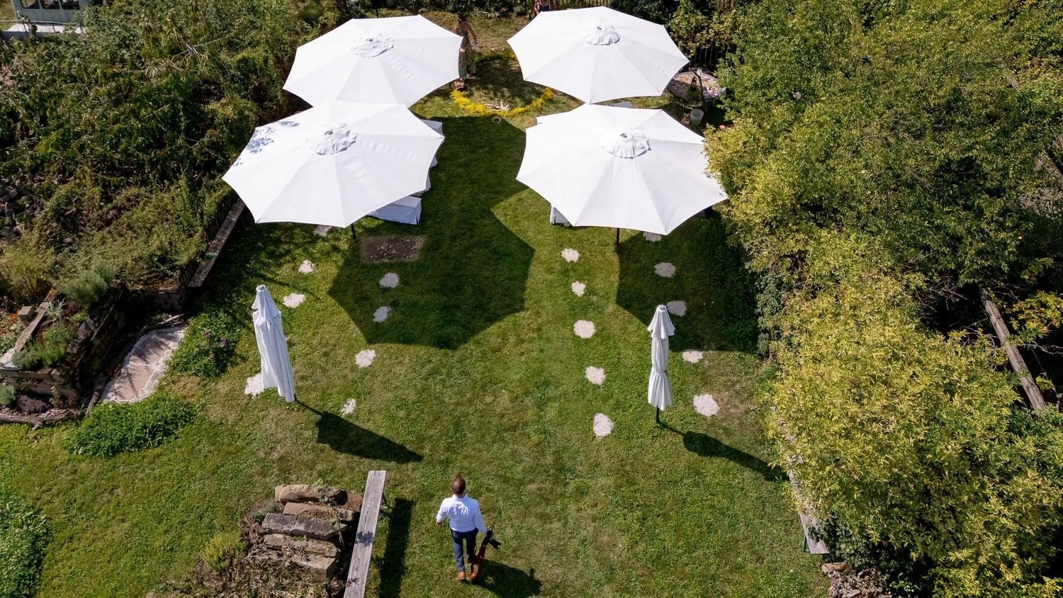 schattenplatz_unter_baumen_fur_freie_trauung-3e8609e7-1500